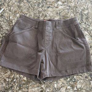 SPANX Women's Charcoal Cargo Shorts / W18